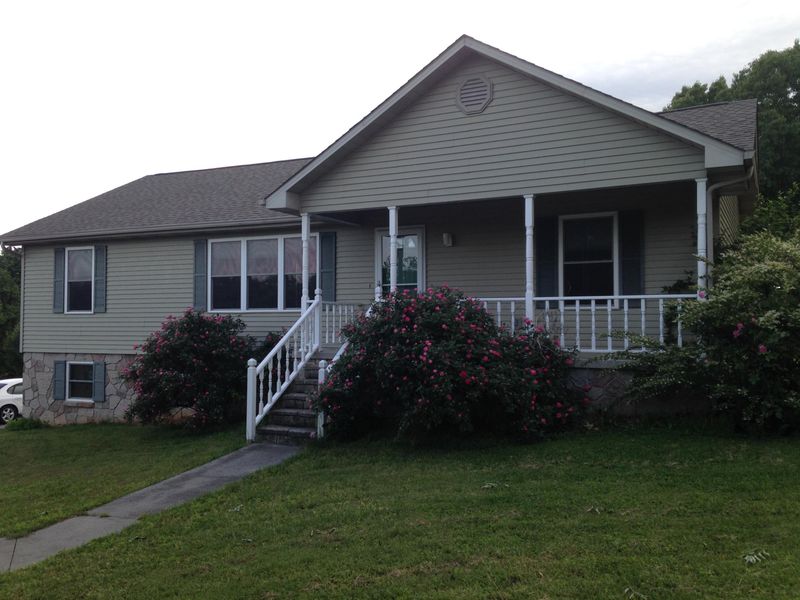 711 Clydesdale Ave, Seymour, TN 37865