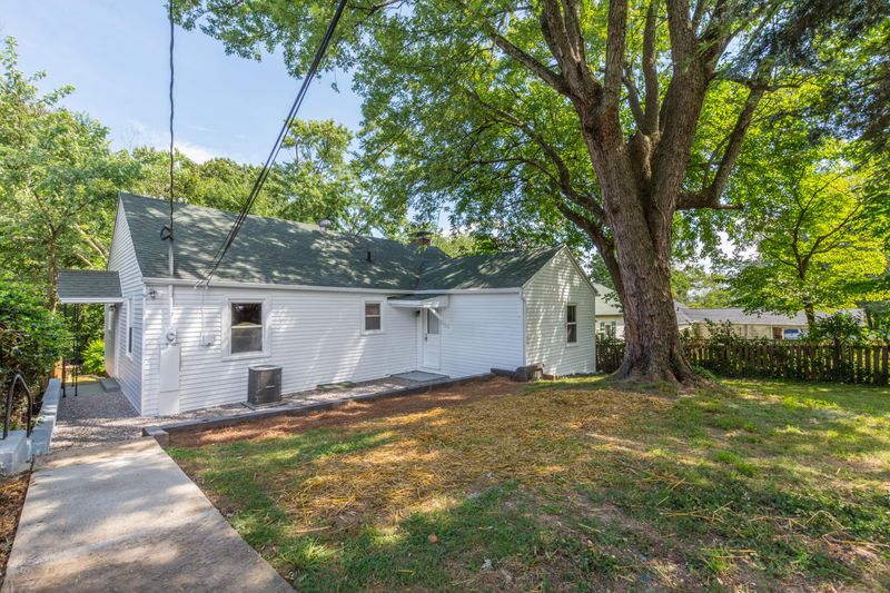 711 E Emerald Ave, Knoxville, TN 37917