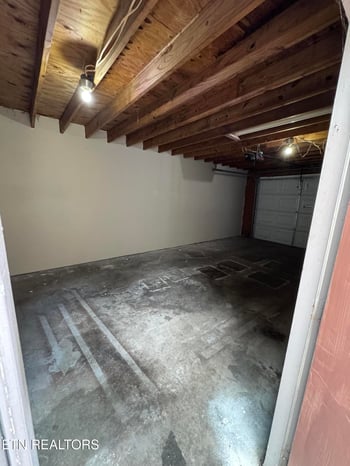 711 Idlewood Ln, Knoxville, TN 37923