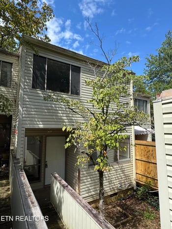 711 Idlewood Ln, Knoxville, TN 37923