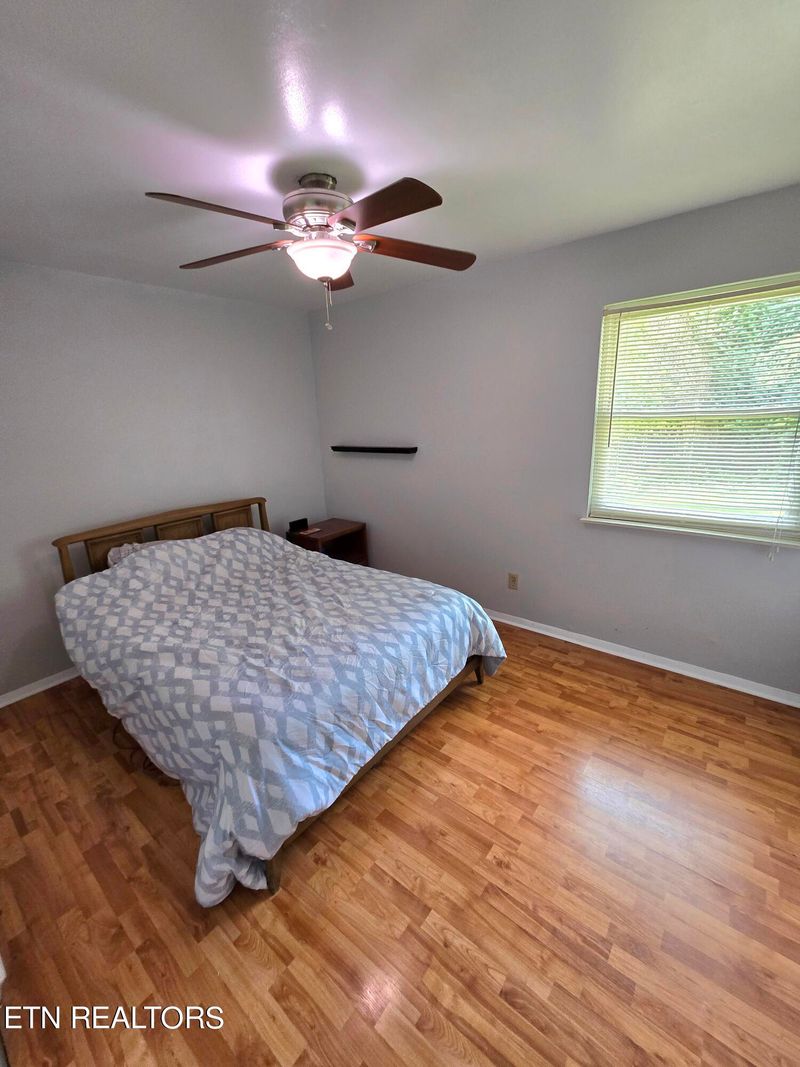 711 Lippencott St, Knoxville, TN 37920