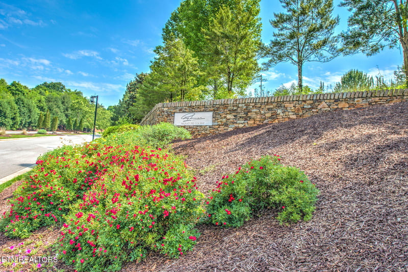711 Sedge Ln, Loudon, TN 37774