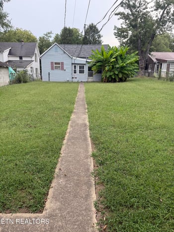 711 Washington Ave, Etowah, TN 37331