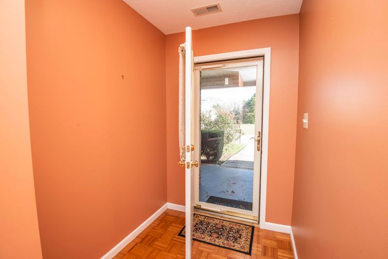 7111 Allison Way, Knoxville, TN 37918