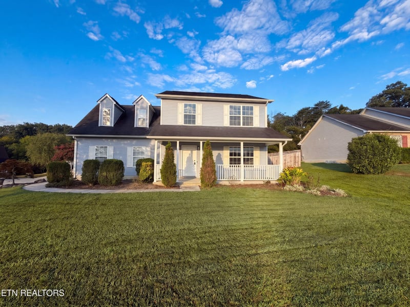7111 Pinecroft Ln, Knoxville, TN 37914