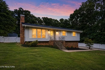 7112 Bonny Kate Dr, Knoxville, TN 37920