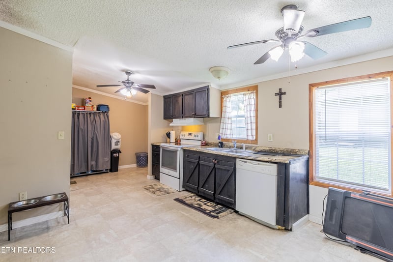 7113 Babelay Rd, Knoxville, TN 37924