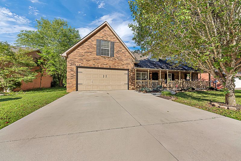 7113 Ghiradelli Rd, Knoxville, TN 37918