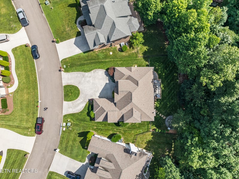 712 Bent Ridge Ln, Knoxville, TN 37922