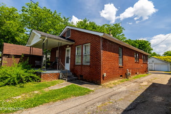 712 E Lincoln Rd, Maryville, TN 37804