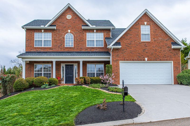 712 Heathgate Rd, Knoxville, TN 37922