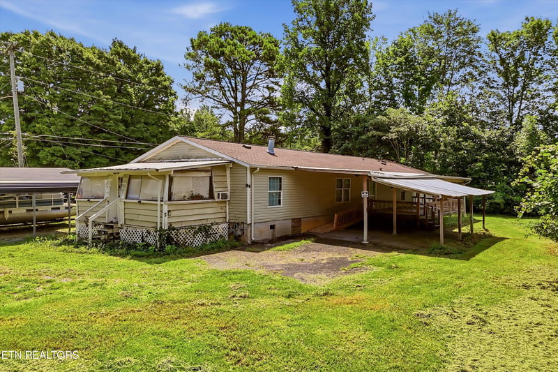 712 Keith Ln, Athens, TN 37303