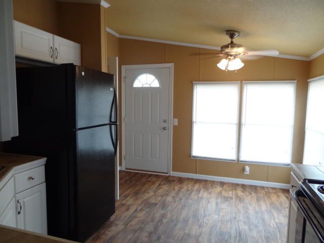 712 Kima Rd, Crossville, TN 38572