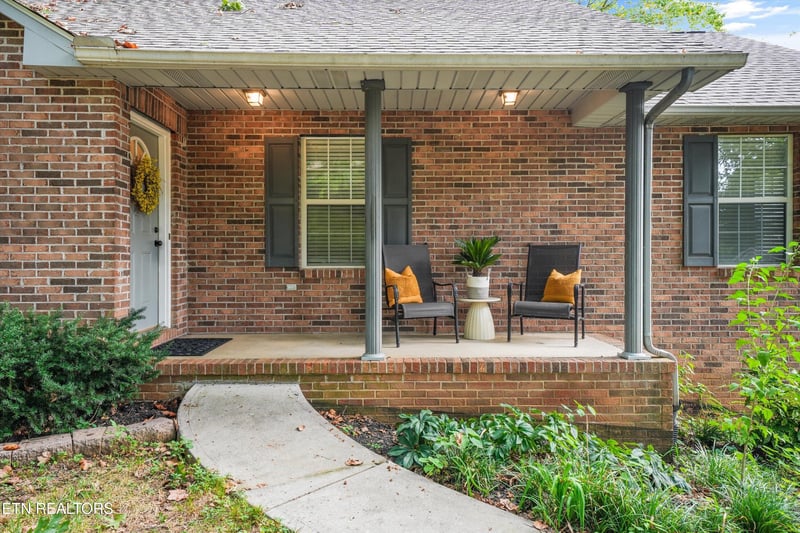 712 Kimbee Rd, Knoxville, TN 37923