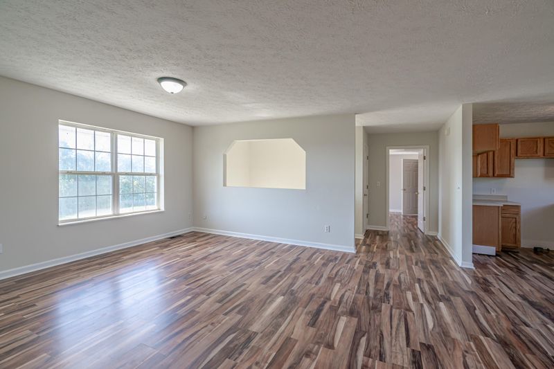 712 N Country Ln, Kodak, TN 37764