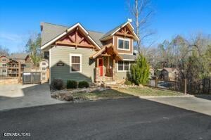 712 Still Hill Way, Gatlinburg, TN 37738
