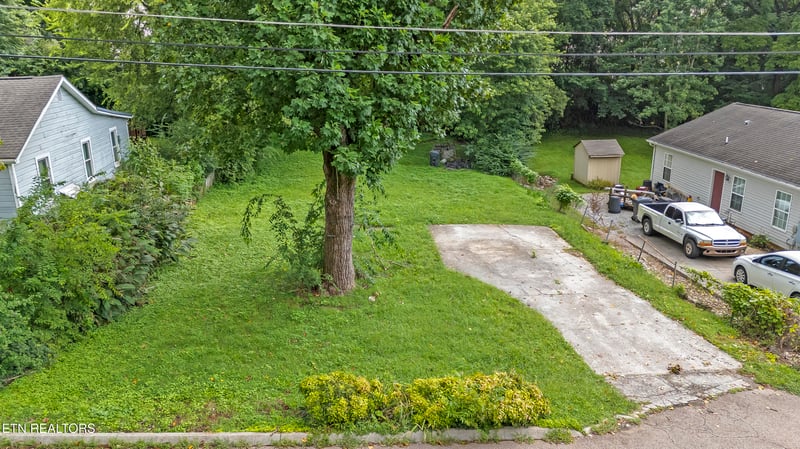 712 Washburn St, Knoxville, TN 37919