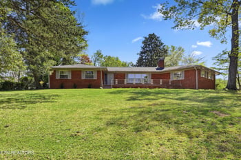 7120 Rockingham Dr, Knoxville, TN 37909