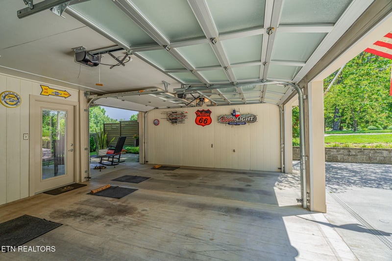 7121 Downing Dr, Knoxville, TN 37909