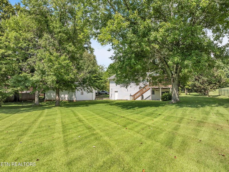 7121 Regency Rd, Knoxville, TN 37931