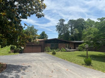 7121 Stone Mill Dr, Knoxville, TN 37919