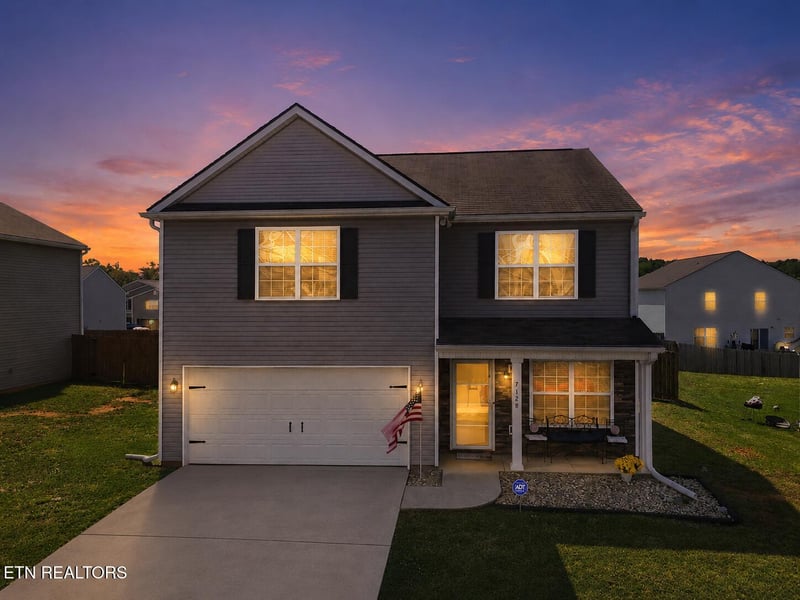 7128 Lawgiver Cir, Corryton, TN 37721