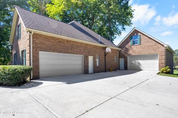 7128 Royal Springs Blvd, Knoxville, TN 37918