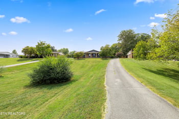 7129 W Martin Mill Pike, Knoxville, TN 37920