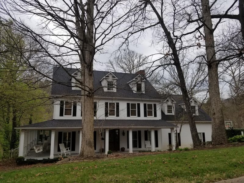 713 Hampton Roads Dr, Knoxville, TN 37934