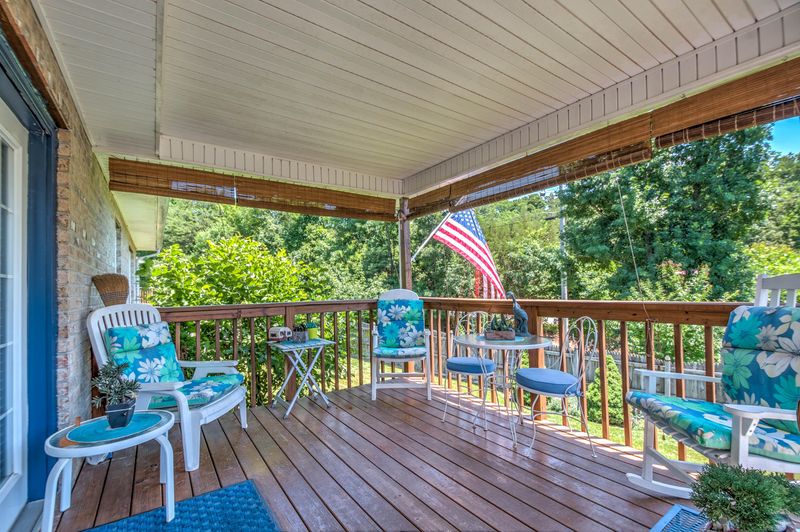 7130 Majors Landing Ln, Corryton, TN 37721