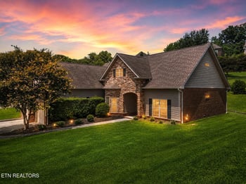 714 Kennesaw Ln, Lenoir City, TN 37771