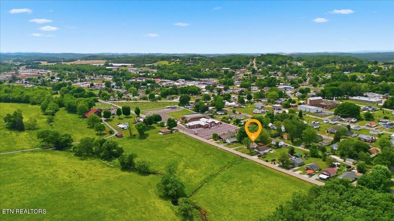 714 Steekee Rd, Loudon, TN 37774