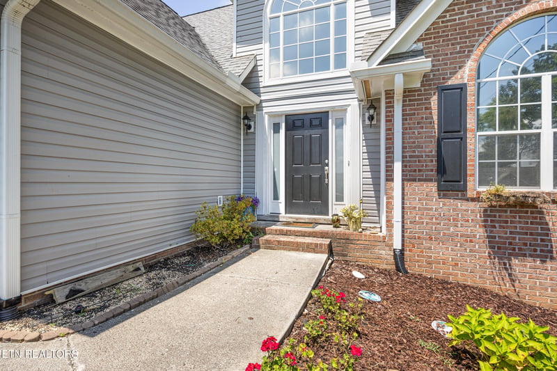 714 Timbercrest Dr, Clinton, TN 37716
