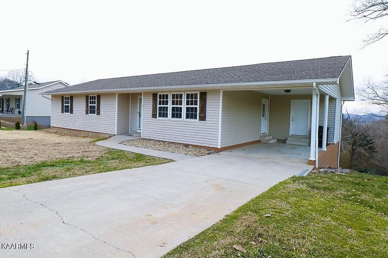 714 Topside Dr, Madisonville, TN 37354