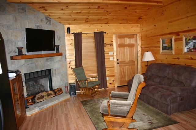 714 Topside Rd, Gatlinburg, TN 37738