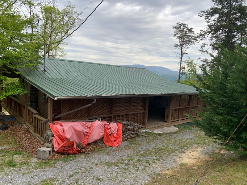 7140 S Compton Dr, Tallassee, TN 37878