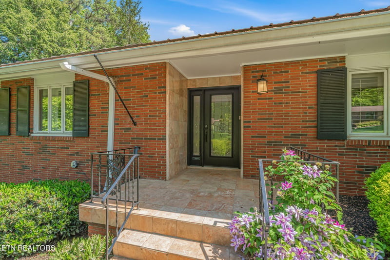 7141 Wellington Dr, Knoxville, TN 37919