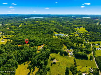 7142 Tomotley Rd, Maryville, TN 37801
