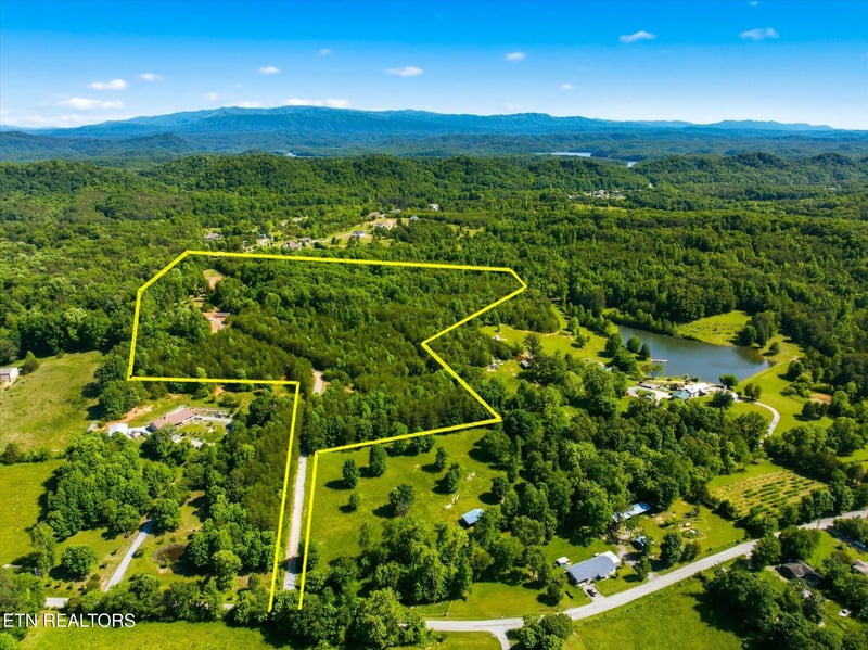 7142 Tomotley Rd, Maryville, TN 37801