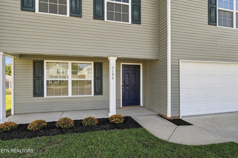 7146 Forest Willow Ln, Corryton, TN 37721
