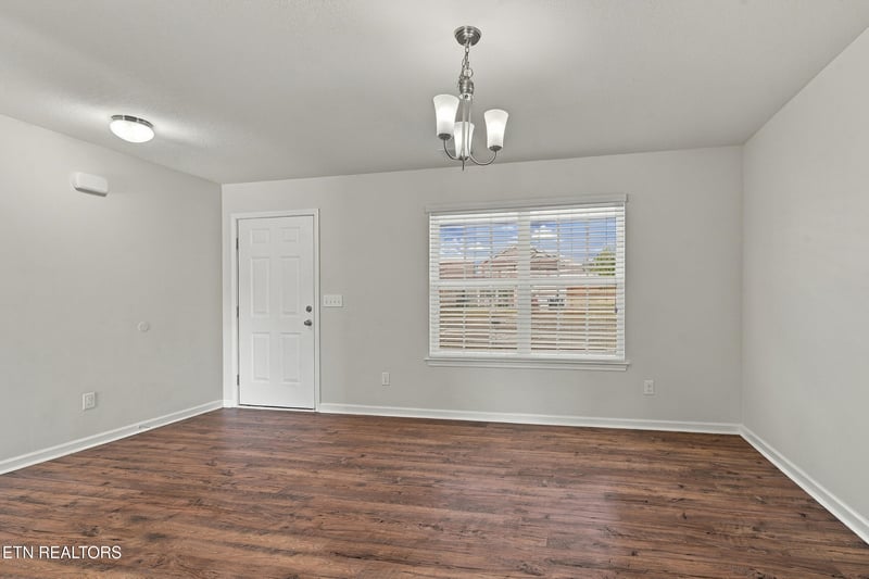 7146 Forest Willow Ln, Corryton, TN 37721