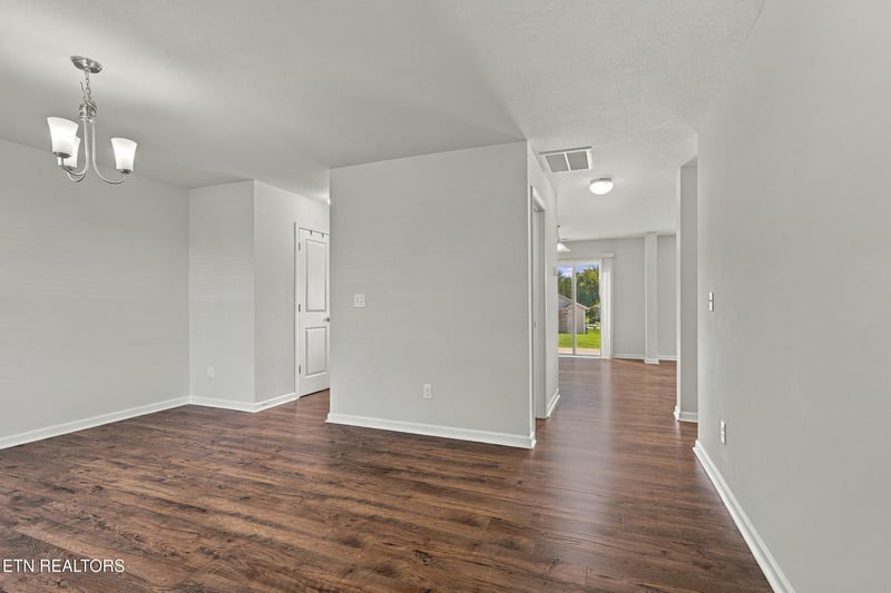 7146 Forest Willow Ln, Corryton, TN 37721