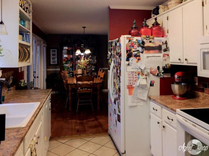 715 Carmen Dr, Athens, TN 37303