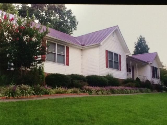 715 Carmen Dr, Athens, TN 37303
