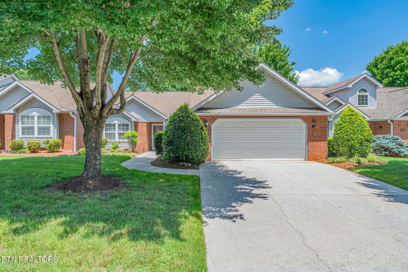 715 Cedar Ln #102, Knoxville, TN 37912