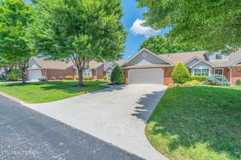 715 Cedar Ln #102, Knoxville, TN 37912