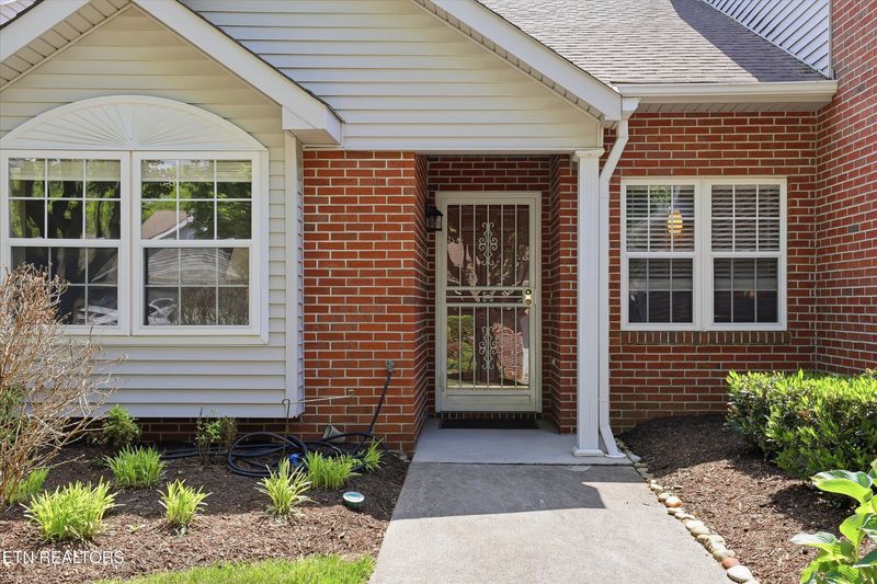 715 Cedar Ln #110, Knoxville, TN 37912