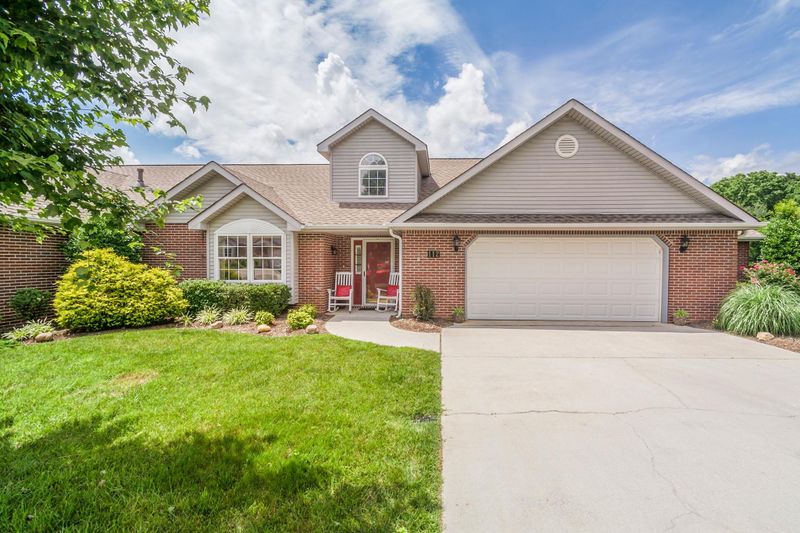 715 Cedar Ln #112, Knoxville, TN 37912