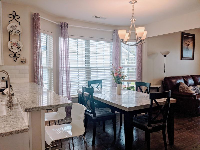 715 Chapel View Cir, Pigeon Forge, TN 37863