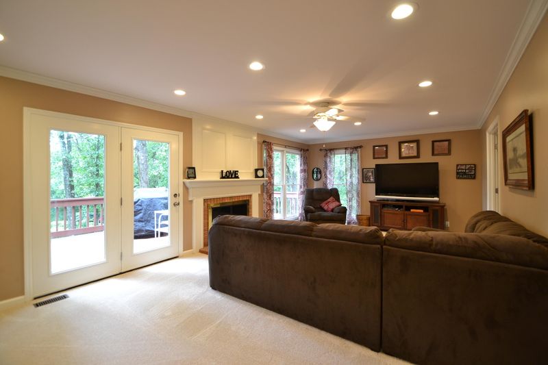 715 Colina Cir, Knoxville, TN 37922